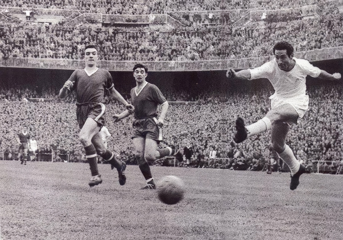 Real Madrid's top 10 best strikers of all-time